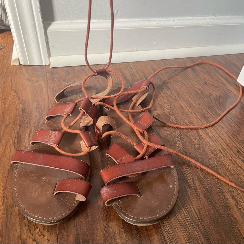 Sandals - Picture 2 of 4